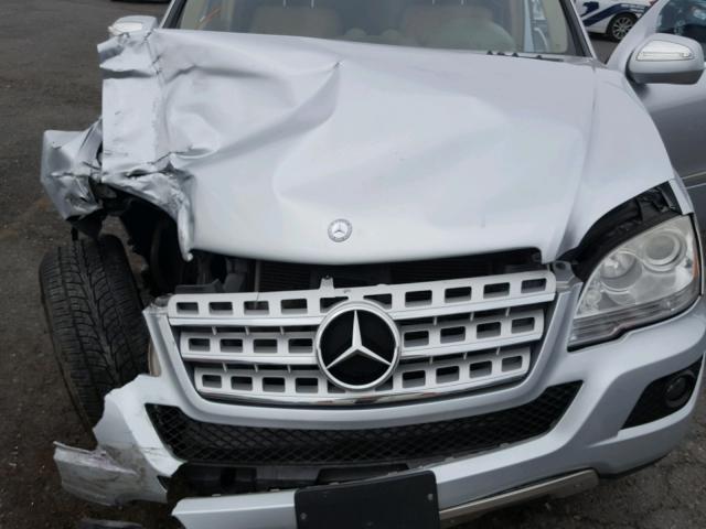 4JGBB5GB0AA616747 - 2010 MERCEDES-BENZ ML 350 SILVER photo 7