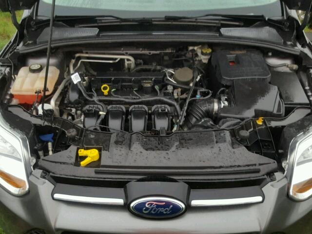 1FAHP3M21CL176950 - 2012 FORD FOCUS GRAY photo 7