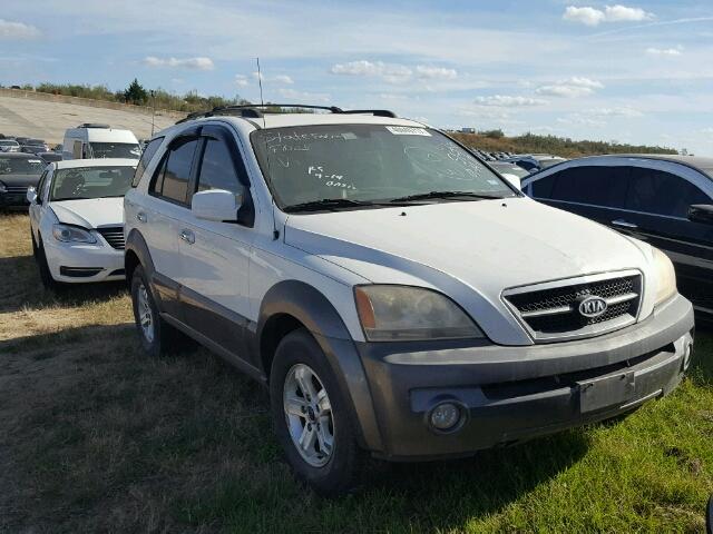 KNDJD733055376862 - 2005 KIA SORENTO WHITE photo 1