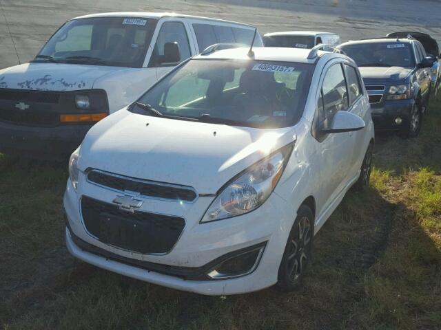 KL8CF6S98DC504402 - 2013 CHEVROLET SPARK 2LT WHITE photo 2