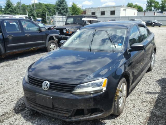 3VW1K7AJ0BM392666 - 2011 VOLKSWAGEN JETTA BASE 黑色 照片 2