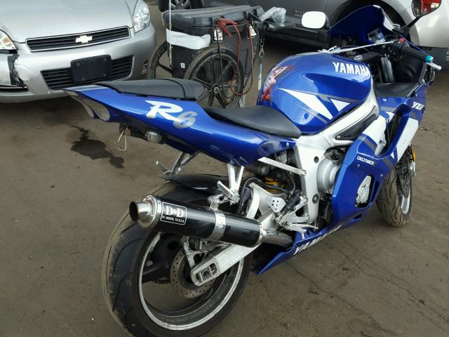 JYARJ04E71A016892 - 2001 YAMAHA YZFR6 L BLUE photo 4