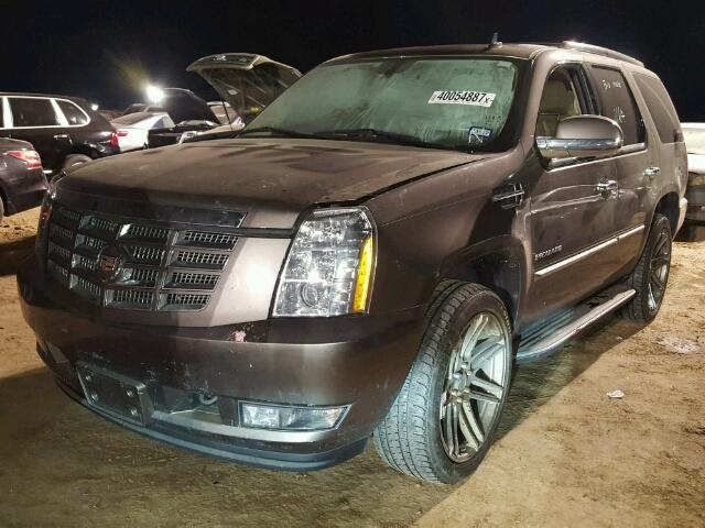 1GYS3BEFXER106784 - 2014 CADILLAC ESCALADE L BROWN photo 2