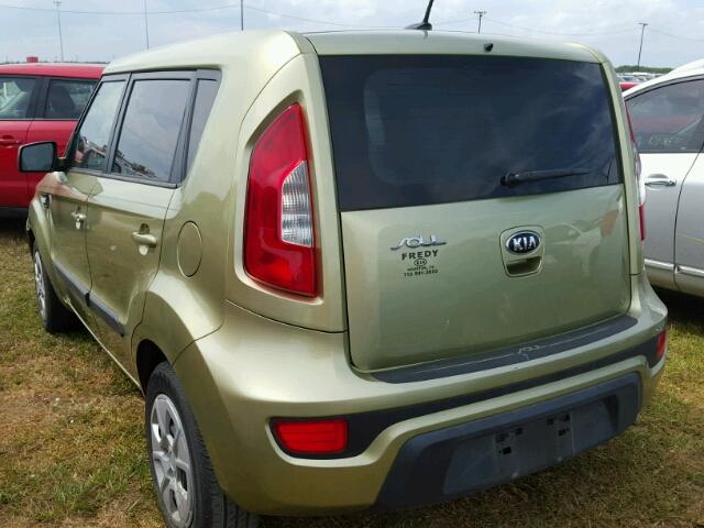 KNDJT2A5XD7621213 - 2013 KIA SOUL GREEN photo 3