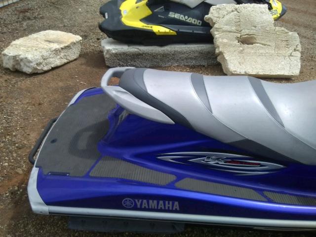 USYAMA2565F212 - 2012 YAMAHA VX DELUXE BLUE photo 6