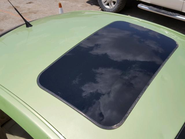 3VWCR31C95M409354 - 2005 VOLKSWAGEN NEW BEETLE 绿色 照片 9