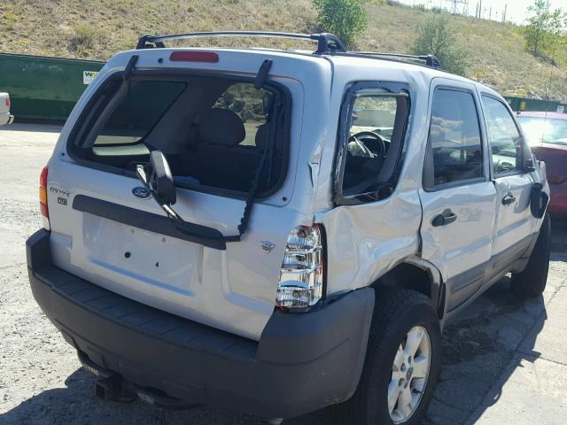 1FMYU93186KC23797 - 2006 FORD ESCAPE SILVER photo 4