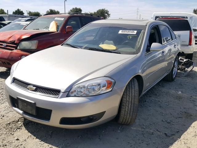 2G1WD58C089128520 - 2008 CHEVROLET IMPALA SUP SILVER photo 2