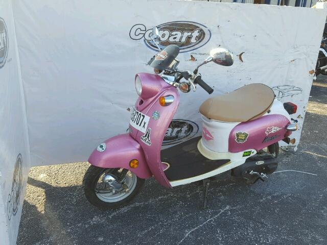 5F01T25A09C901263 - 2009 TWIS SCOOTER PINK photo 2