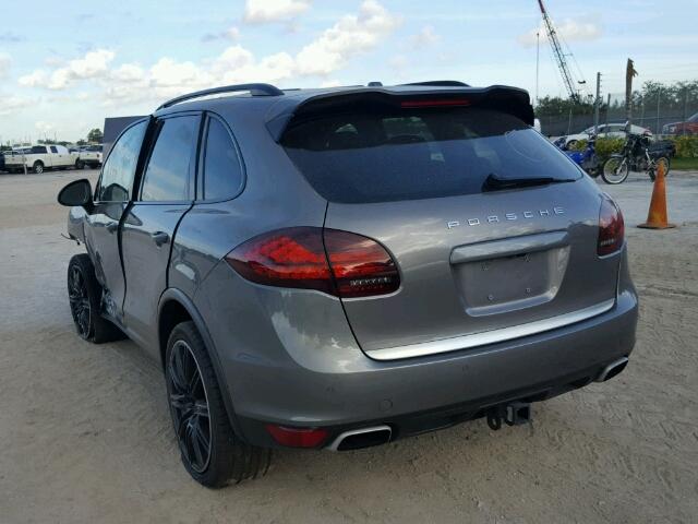 WP1AA2A20DLA10267 - 2013 PORSCHE CAYENNE GRAY photo 3