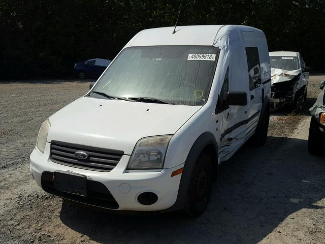 NM0LS6BN0BT051774 - 2011 FORD TRANSIT CO WHITE photo 2