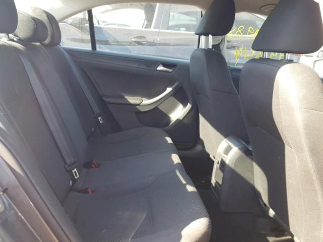 3VW2K7AJ3EM352767 - 2014 VOLKSWAGEN JETTA BASE Մոխրագույն լուսանկար 6