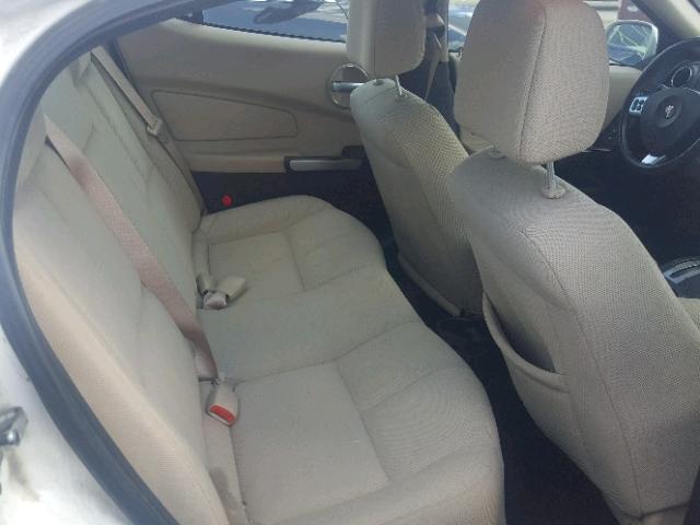 2G2WP552381179443 - 2008 PONTIAC GRAND PRIX WHITE photo 6