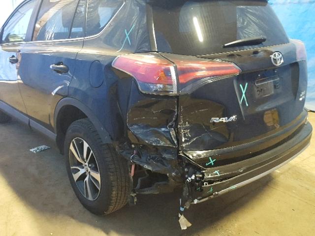 2T3RFREV7JW792725 - 2018 TOYOTA RAV4 ADVEN BLACK photo 9