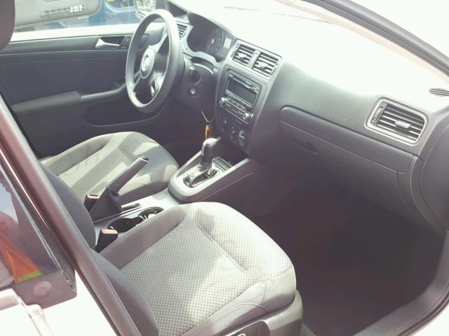 3VW2K7AJXCM322694 - 2012 VOLKSWAGEN JETTA BASE 白色 照片 5