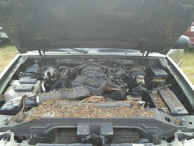 1FMZU67K44UA83741 - 2004 FORD EXPLORER S GREEN photo 7