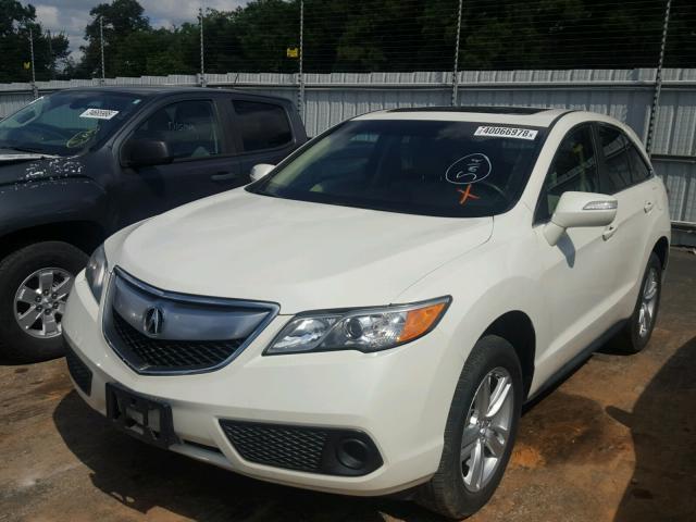 5J8TB4H32DL010175 - 2013 ACURA RDX BASE WHITE photo 2