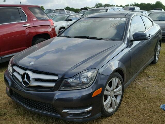 WDDGJ4HB0DF981223 - 2013 MERCEDES-BENZ C 250 BLACK photo 2