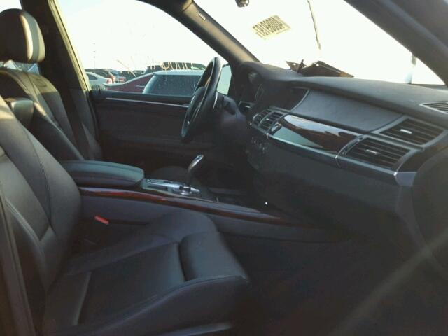 5UXZV8C58CL425949 - 2012 BMW X5 XDRIVE5 შავი ფოტო 5