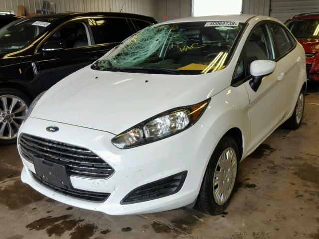 3FADP4AJ3FM158016 - 2015 FORD FIESTA S WHITE photo 2