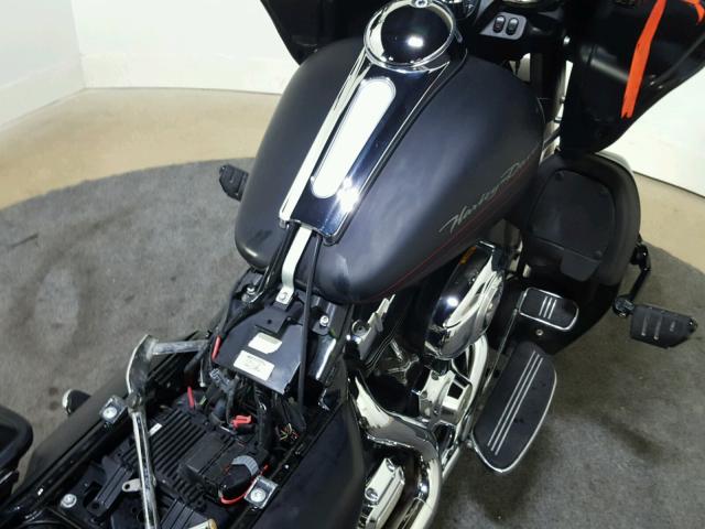 1HD1KHM11DB663988 - 2013 HARLEY-DAVIDSON FLTRX 黑色 照片 18