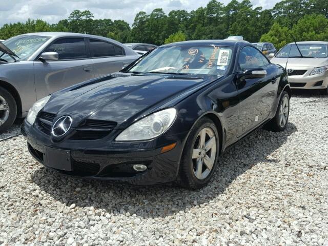 WDBWK54F76F085858 - 2006 MERCEDES-BENZ SLK 280 BLACK photo 2