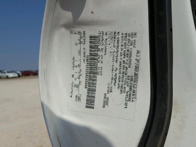 1FAFP55232A245049 - 2002 FORD TAURUS SES WHITE photo 10