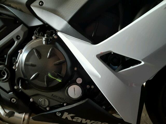 JKAEXEJ12HDA00086 - 2017 KAWASAKI EX650 J 白色 照片 7