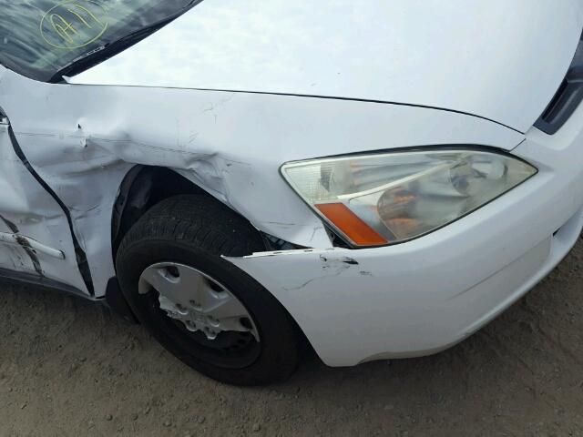 1HGCM56354A135783 - 2004 HONDA ACCORD WHITE photo 9