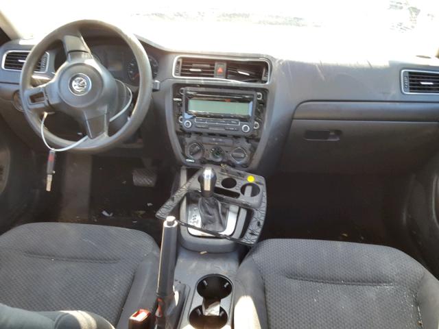 3VW2K7AJ1BM077380 - 2011 VOLKSWAGEN JETTA BASE Սև լուսանկար 9