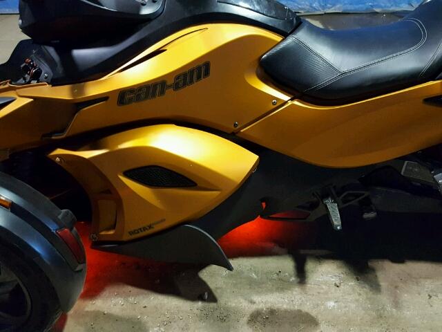 2BXNABC16DV000557 - 2013 CAN-AM SPYDER ROA ORANGE photo 7