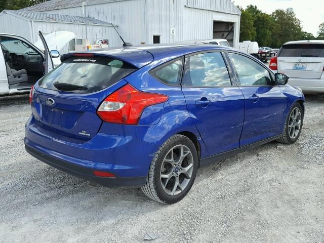 1FADP3K23EL333169 - 2014 FORD FOCUS SE BLUE photo 4