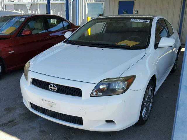 JTKDE177860103535 - 2006 TOYOTA SCION TC WHITE photo 2