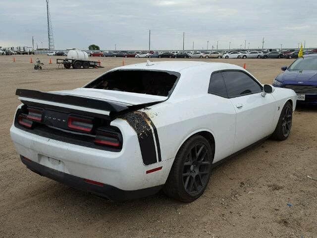 2C3CDZFJ4GH153190 - 2016 DODGE CHALLENGER WHITE photo 4