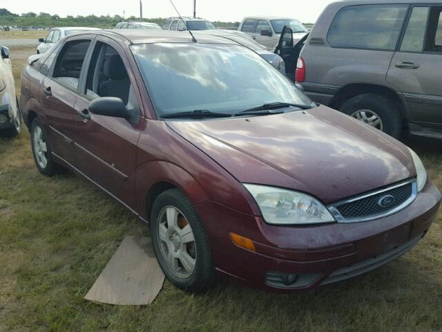 1FAHP34N36W154445 - 2006 FORD FOCUS ZX4 MAROON photo 1