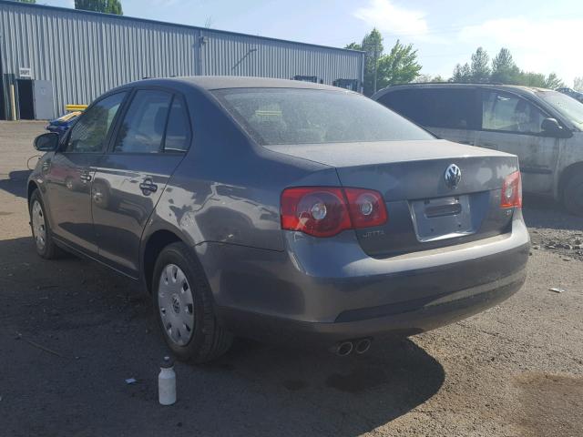 3VWPF71K05M622198 - 2005 VOLKSWAGEN NEW JETTA GRAY photo 3