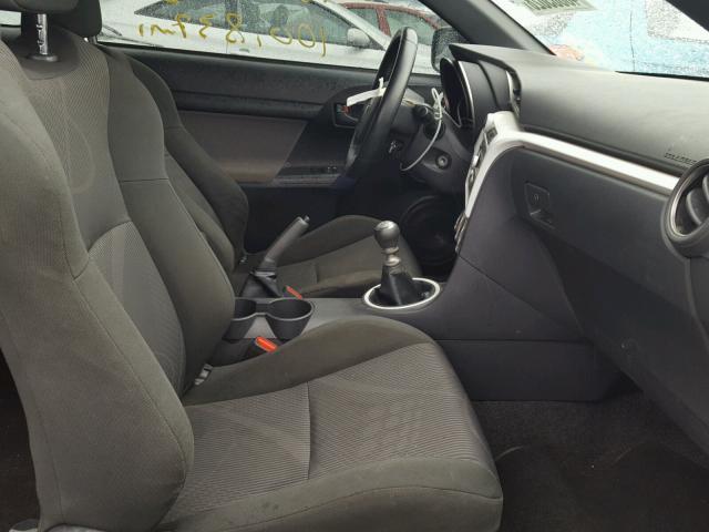 JTKJF5C73B3007060 - 2011 TOYOTA SCION TC 灰色 照片 5