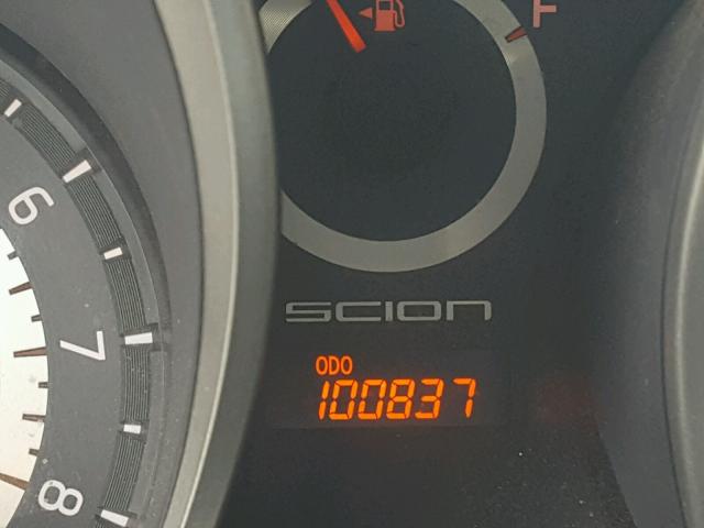 JTKJF5C73B3007060 - 2011 TOYOTA SCION TC 灰色 照片 8