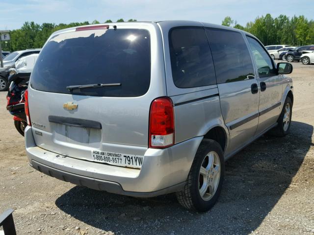 1GNDU231X8D154121 - 2008 CHEVROLET UPLANDER L 银色 照片 4
