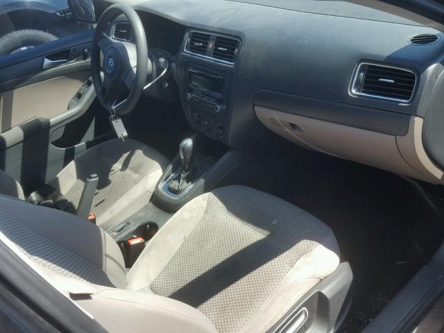 3VW2K7AJ4CM345677 - 2012 VOLKSWAGEN JETTA BASE Շագանակագույն լուսանկար 5