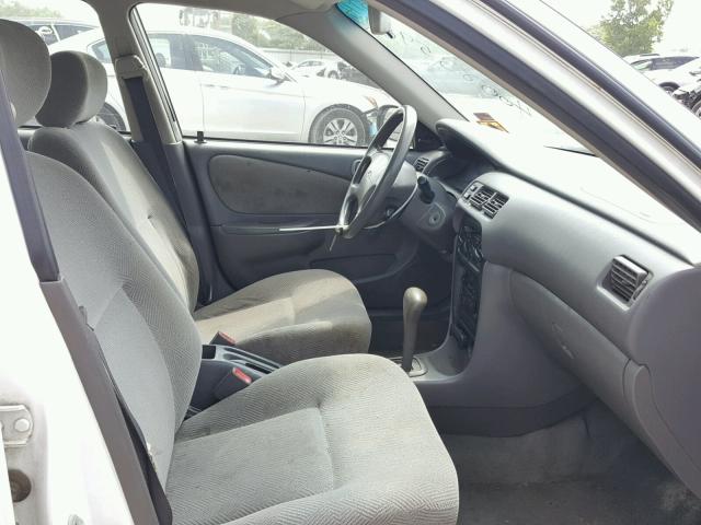 1Y1SK5283XZ445353 - 1999 CHEVROLET GEO PRIZM 白色 照片 5