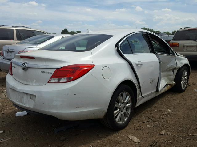 2G4GR5ER8D9119978 - 2013 BUICK REGAL WHITE photo 4