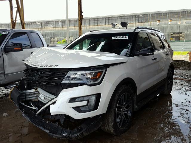 1FM5K8GT6GGB59360 - 2016 FORD EXPLORER S WHITE photo 2