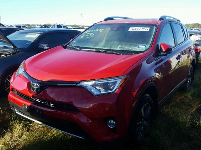 JTMWFREV9HJ132682 - 2017 TOYOTA RAV4 RED photo 2