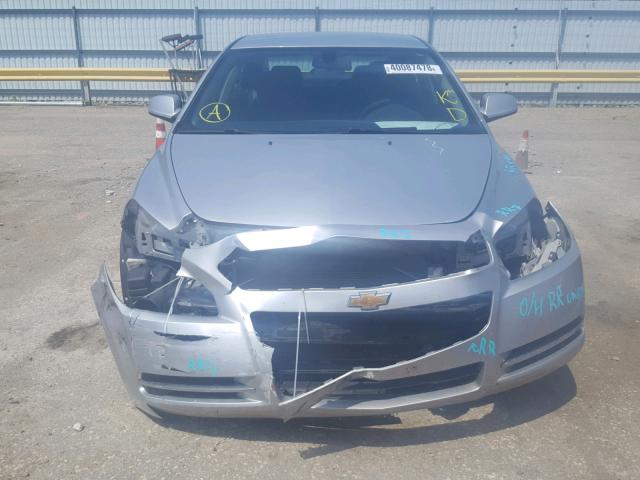 1G1ZC5E06AF199423 - 2010 CHEVROLET MALIBU 1LT 银色 照片 9