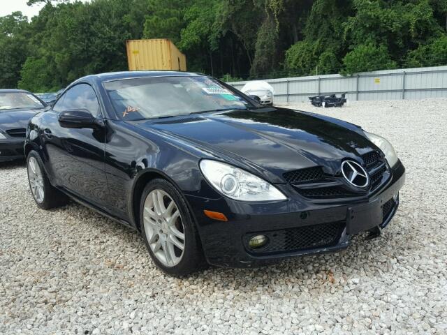 WDBWK54F19F192036 - 2009 MERCEDES-BENZ SLK 300 BLACK photo 1