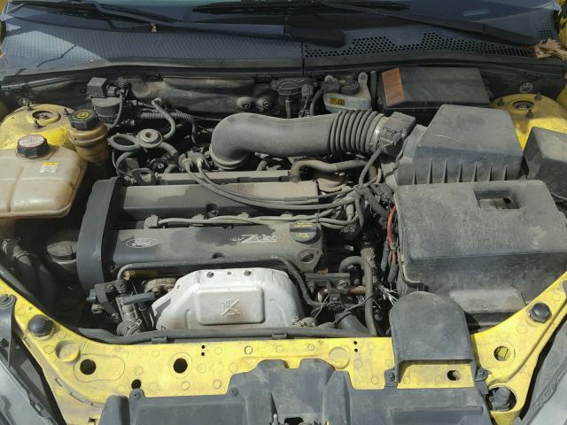 3FAFP31302R219551 - 2002 FORD FOCUS ZX3 YELLOW photo 7