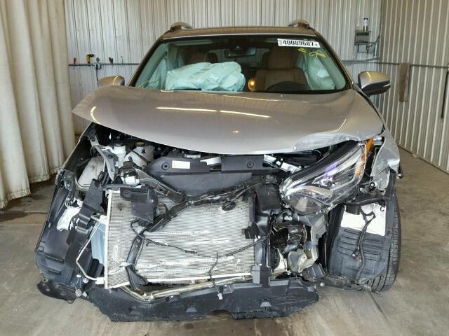 2T3DFREV7GW465910 - 2016 TOYOTA RAV4 SILVER photo 9