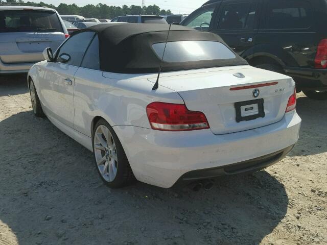 WBAUN7C52DVM27382 - 2013 BMW 135 WHITE photo 3