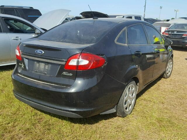 3FADP4BJ3DM204424 - 2013 FORD FIESTA SE BLACK photo 4